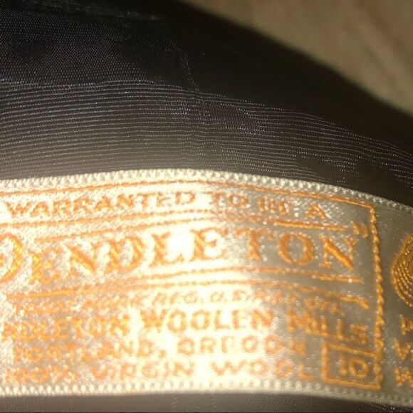 Pendleton vintage 100% wool skirt red and green - Picture 2 of 6